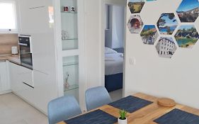 Holiday Apartment Marijana